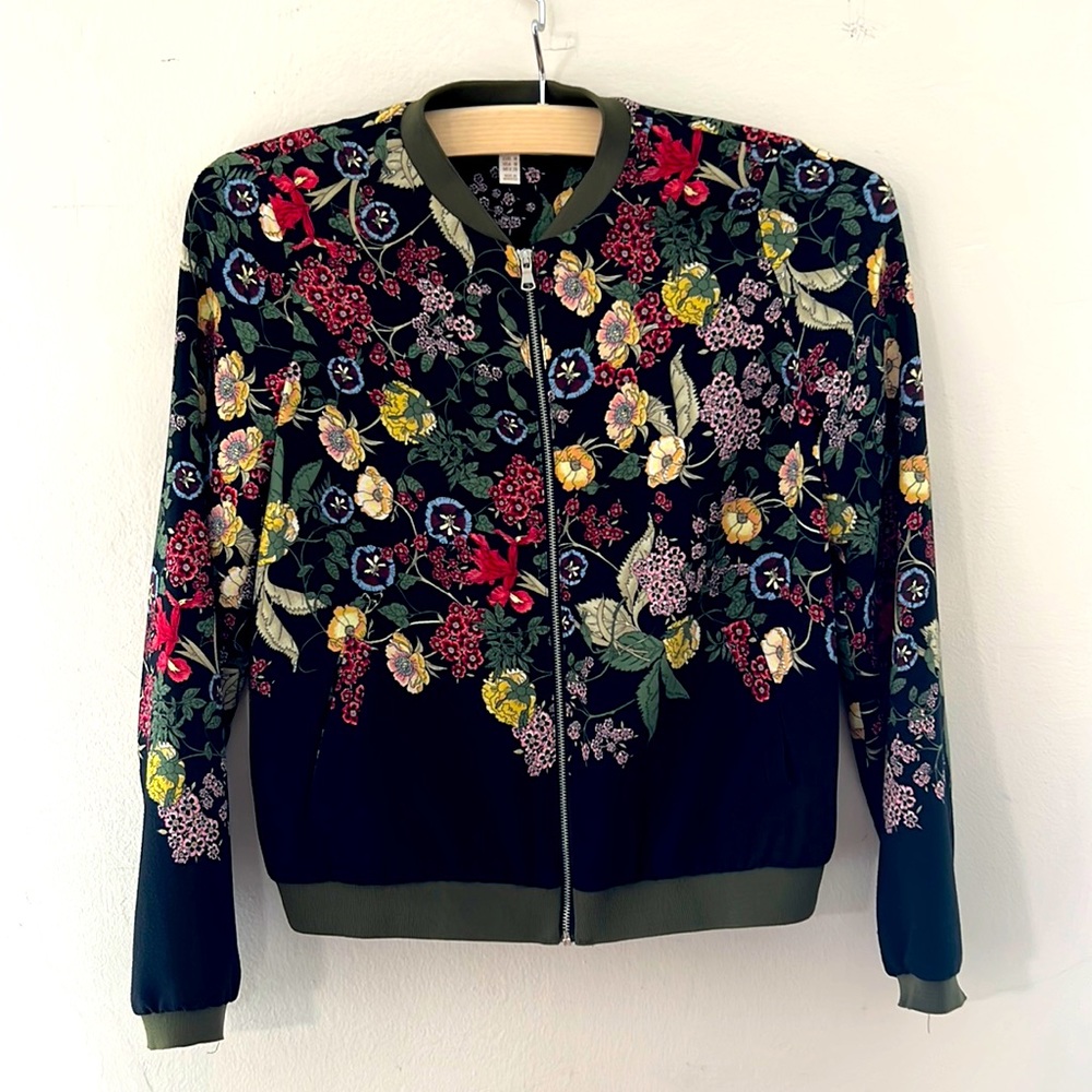 Zara Trafaluc silk-like floral printed jacket